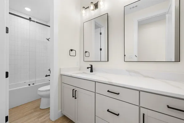 $654,900 | 10120 Henley Cove, Iola, TX 77861