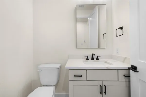 $654,900 | 10120 Henley Cove, Iola, TX 77861