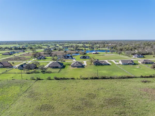 $654,900 | 10120 Henley Cove, Iola, TX 77861