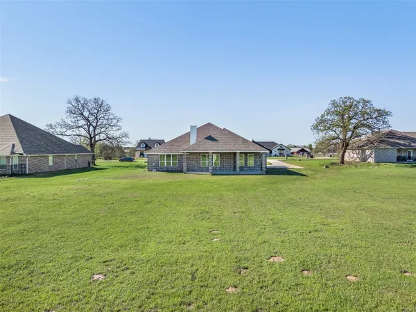 $654,900 | 10120 Henley Cove, Iola, TX 77861