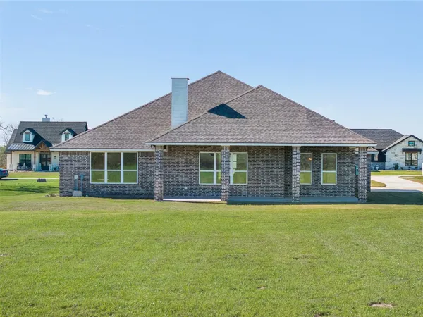 $654,900 | 10120 Henley Cove, Iola, TX 77861