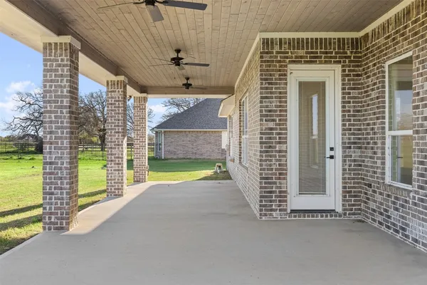 $654,900 | 10120 Henley Cove, Iola, TX 77861