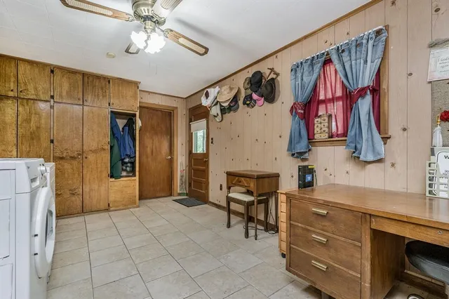 $950,000 | 1204 East Cheyenne Avenue, Canadian, TX 79014