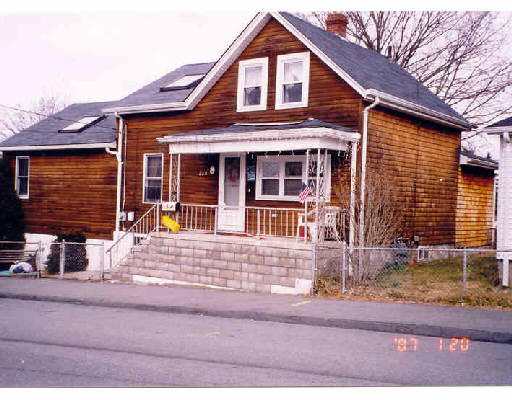 220 Sterling Street Fall River, MA 02721 - Photo 1 of 1 Gallery Image 1