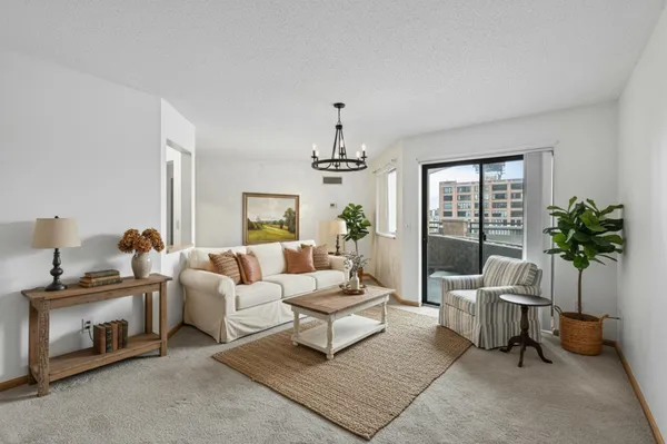 $150,000 | 78 10th Street East, Unit 401, St. Paul, MN 55101