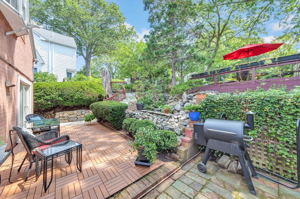 19 Lansdowne Road Arlington, MA 02474 - Photo 7 of 41 Gallery Image 7