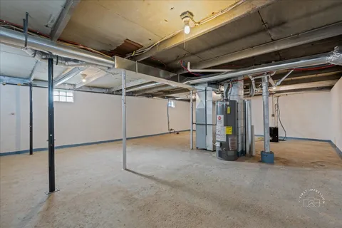 $225,000 | 909 East Railroad Street, Sandwich, IL 60548