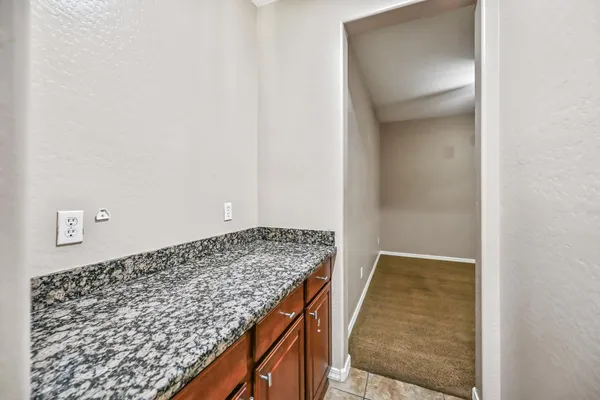 $2,800 | 4173 South Buckskin Way, Chandler, AZ 85249