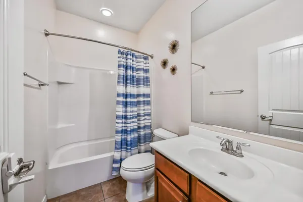 $2,800 | 4173 South Buckskin Way, Chandler, AZ 85249