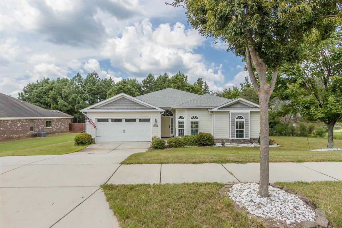 112 Claridge Street North Augusta, SC 29860 - Photo 2 of 36 03-GMDM20250830_6738