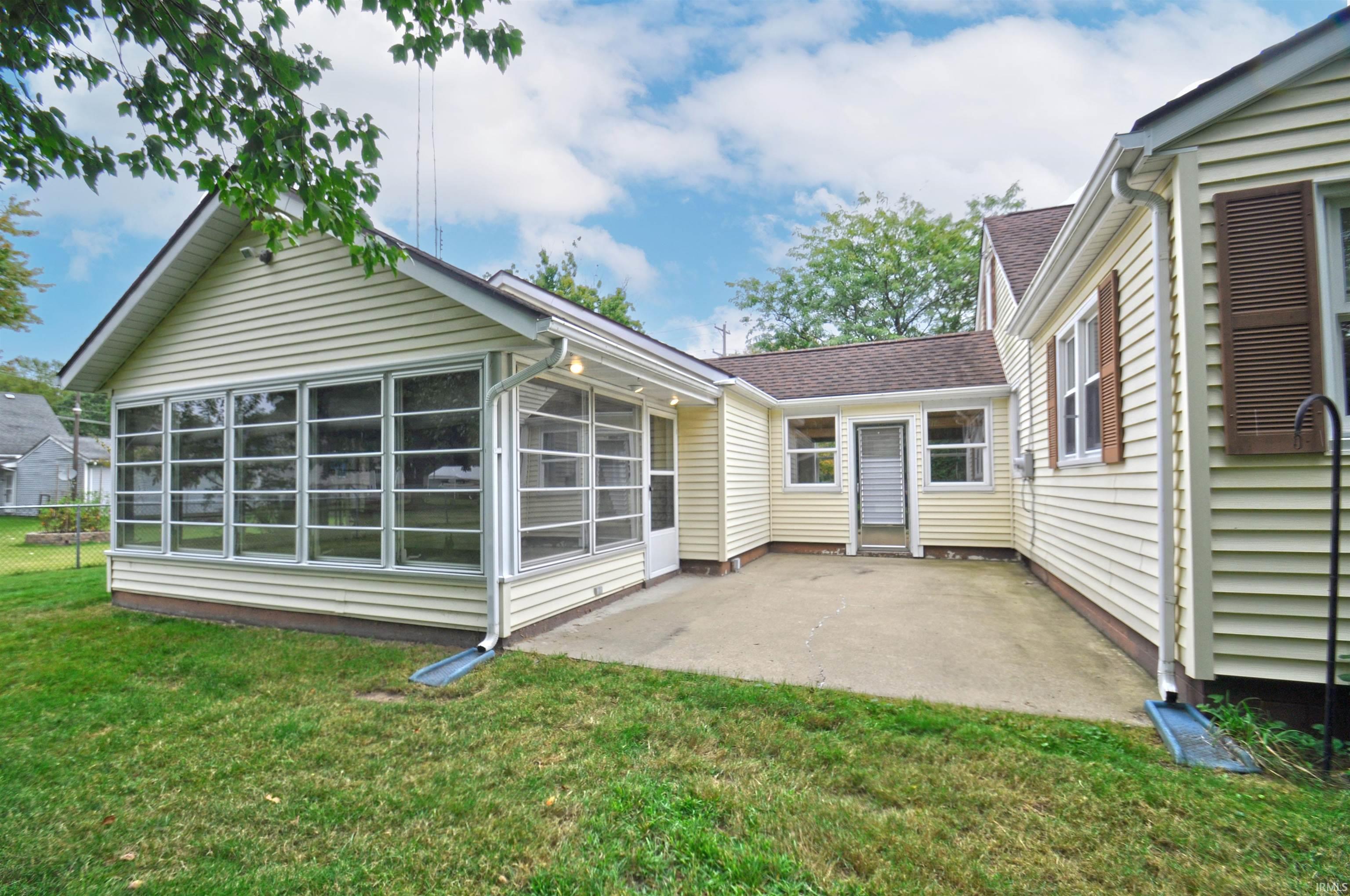 55057 Country Club Road South Bend, IN 46628 - Photo 31 of 35 Gallery Image 31