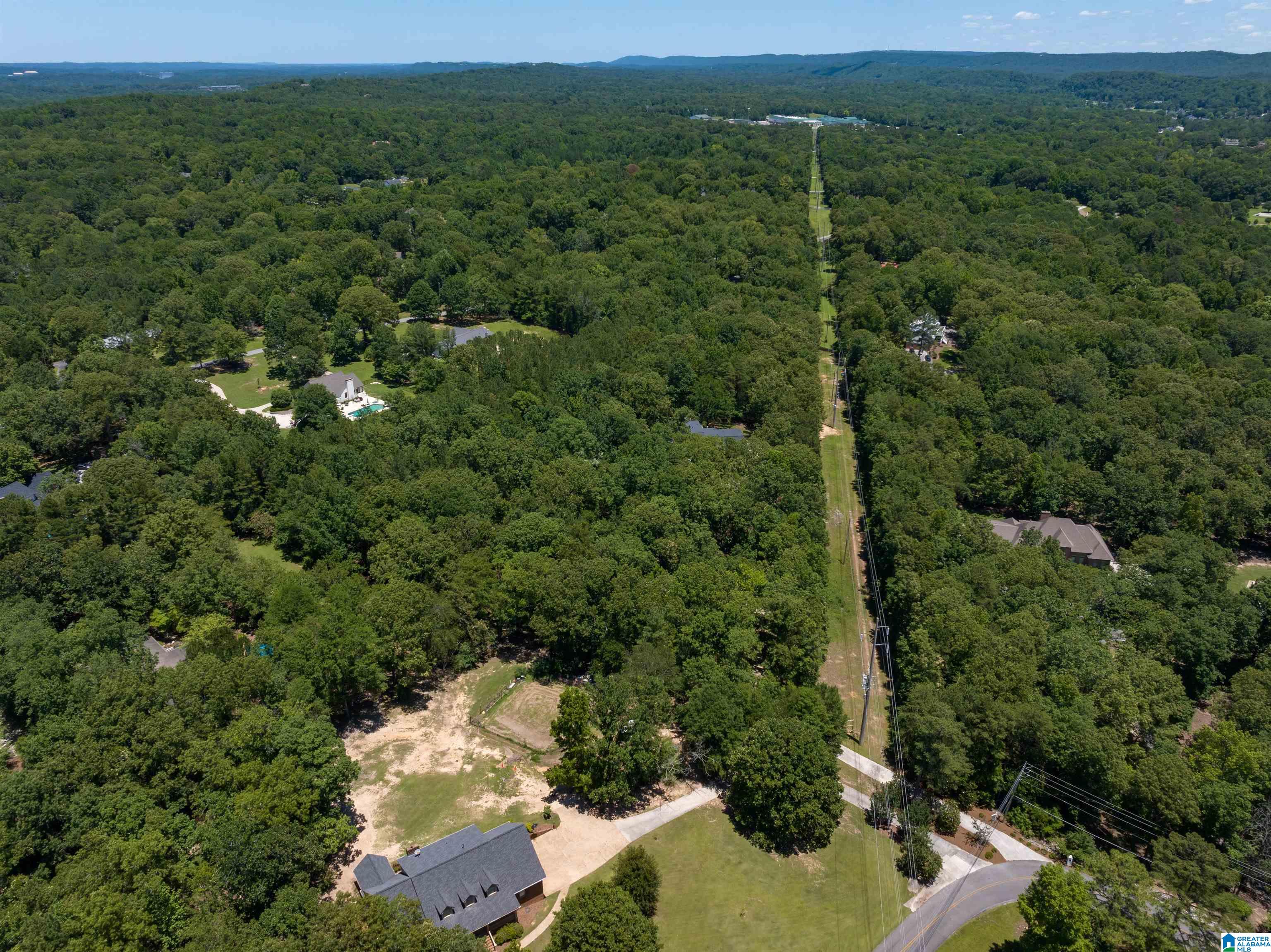 318 Valley View Road Pelham, AL 35124 - Photo 13 of 67