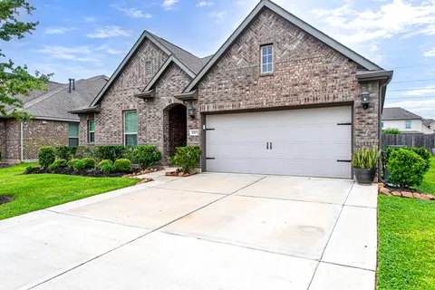 $375,000 | 3015 Velda May Drive, Richmond, TX 77406