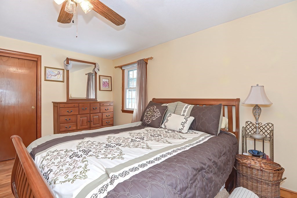 16 Meadow Road Medway, MA 02053 - Photo 26 of 40 Gallery Image 26