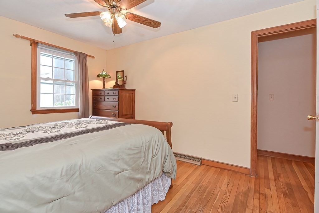 16 Meadow Road Medway, MA 02053 - Photo 27 of 40 Gallery Image 27