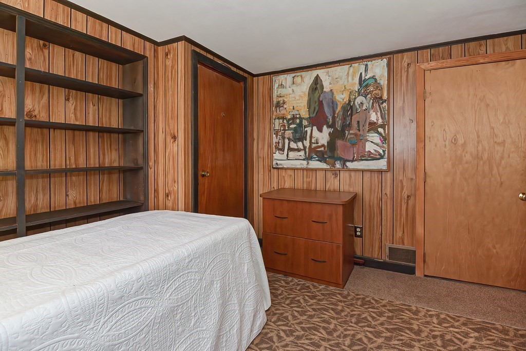 16 Meadow Road Medway, MA 02053 - Photo 35 of 40 Gallery Image 35