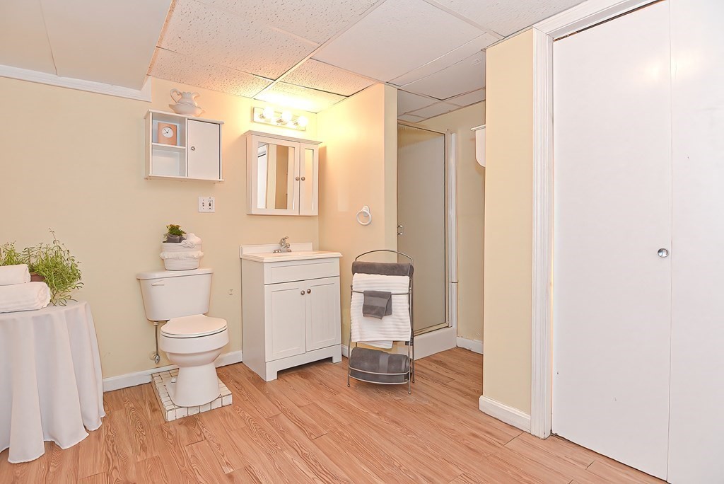 16 Meadow Road Medway, MA 02053 - Photo 36 of 40 Gallery Image 36