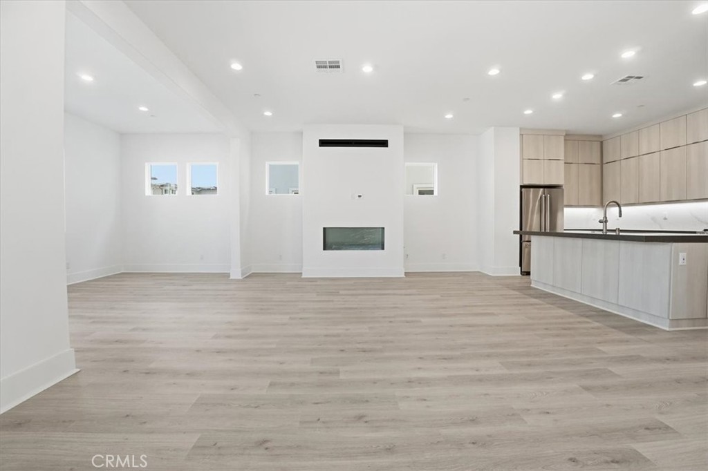 8 Remy Lane Montebello, CA 90640 - Photo 12 of 61