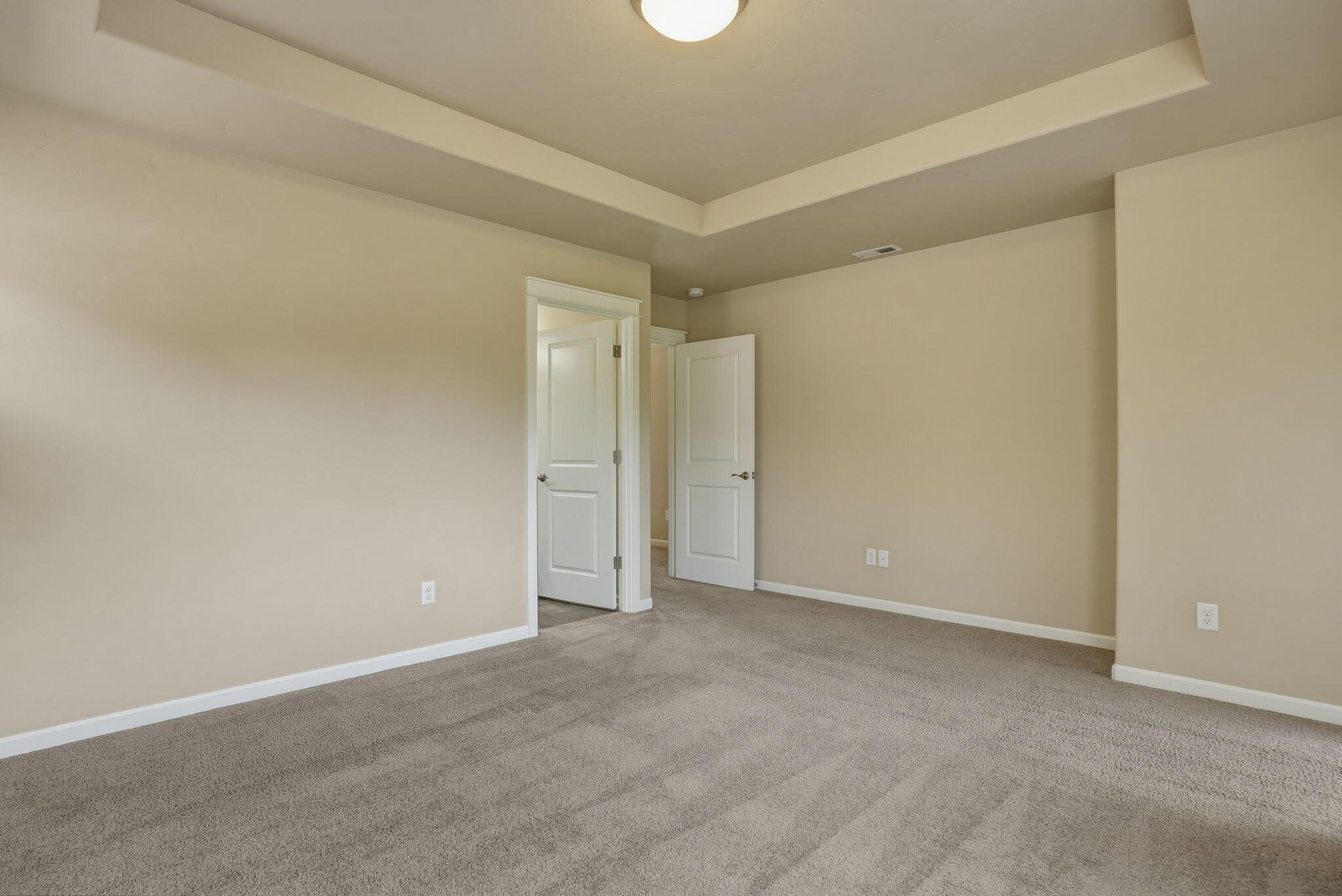 20840 Gateway Drive Bend, OR 97702 - Photo 12 of 40 Primary bedroom unstaged