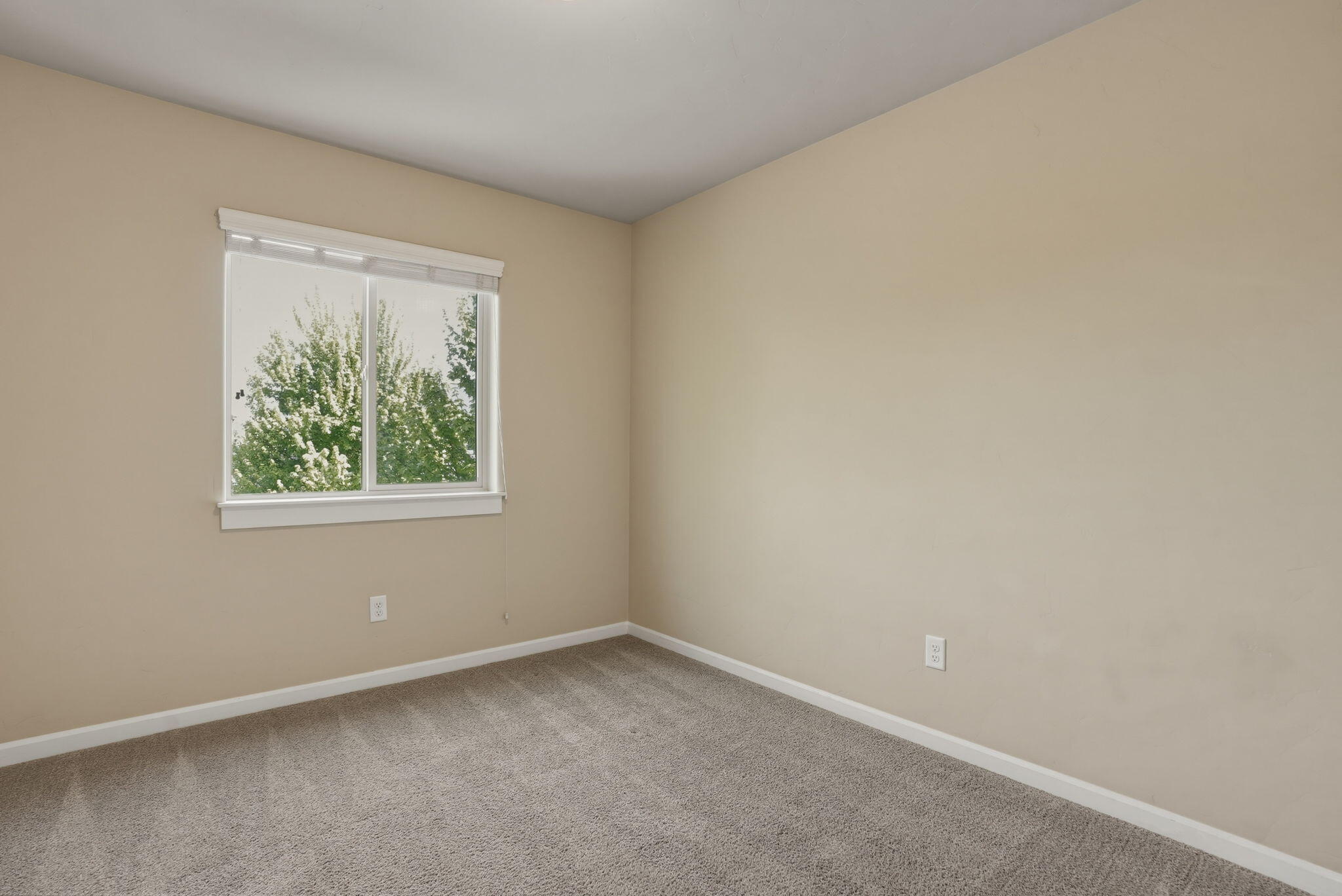 20840 Gateway Drive Bend, OR 97702 - Photo 16 of 40 17