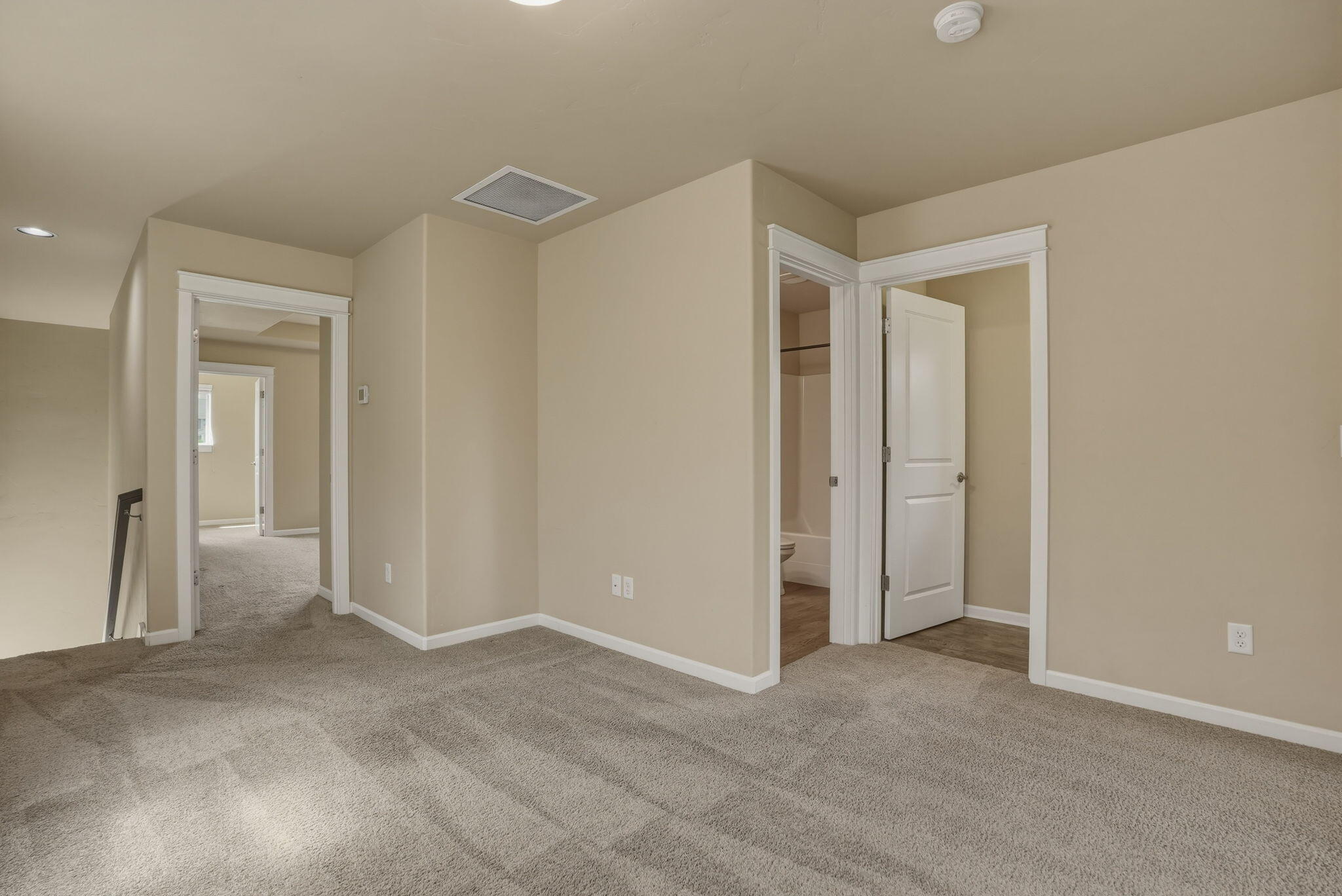 20840 Gateway Drive Bend, OR 97702 - Photo 18 of 40 19