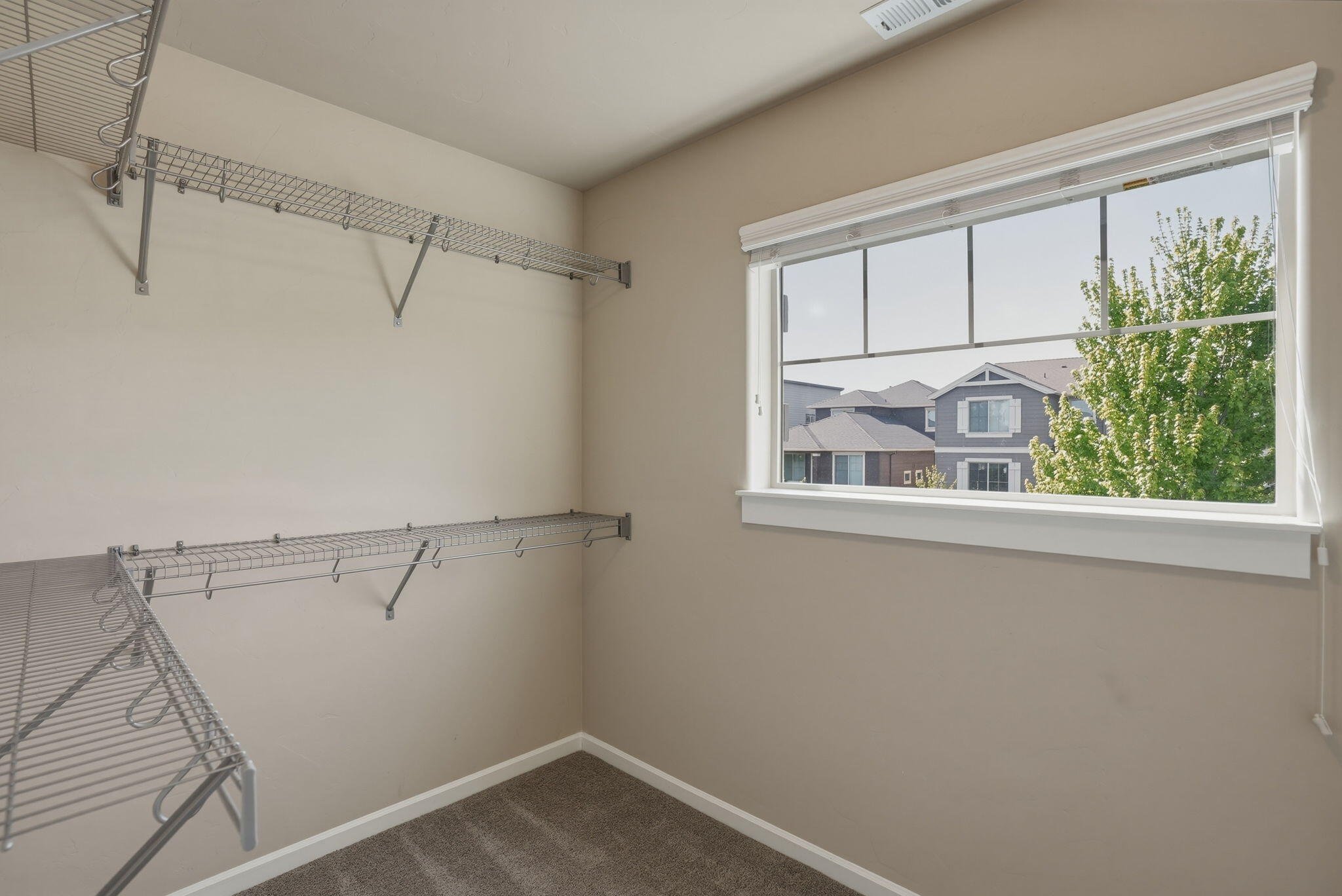 20840 Gateway Drive Bend, OR 97702 - Photo 32 of 40 27