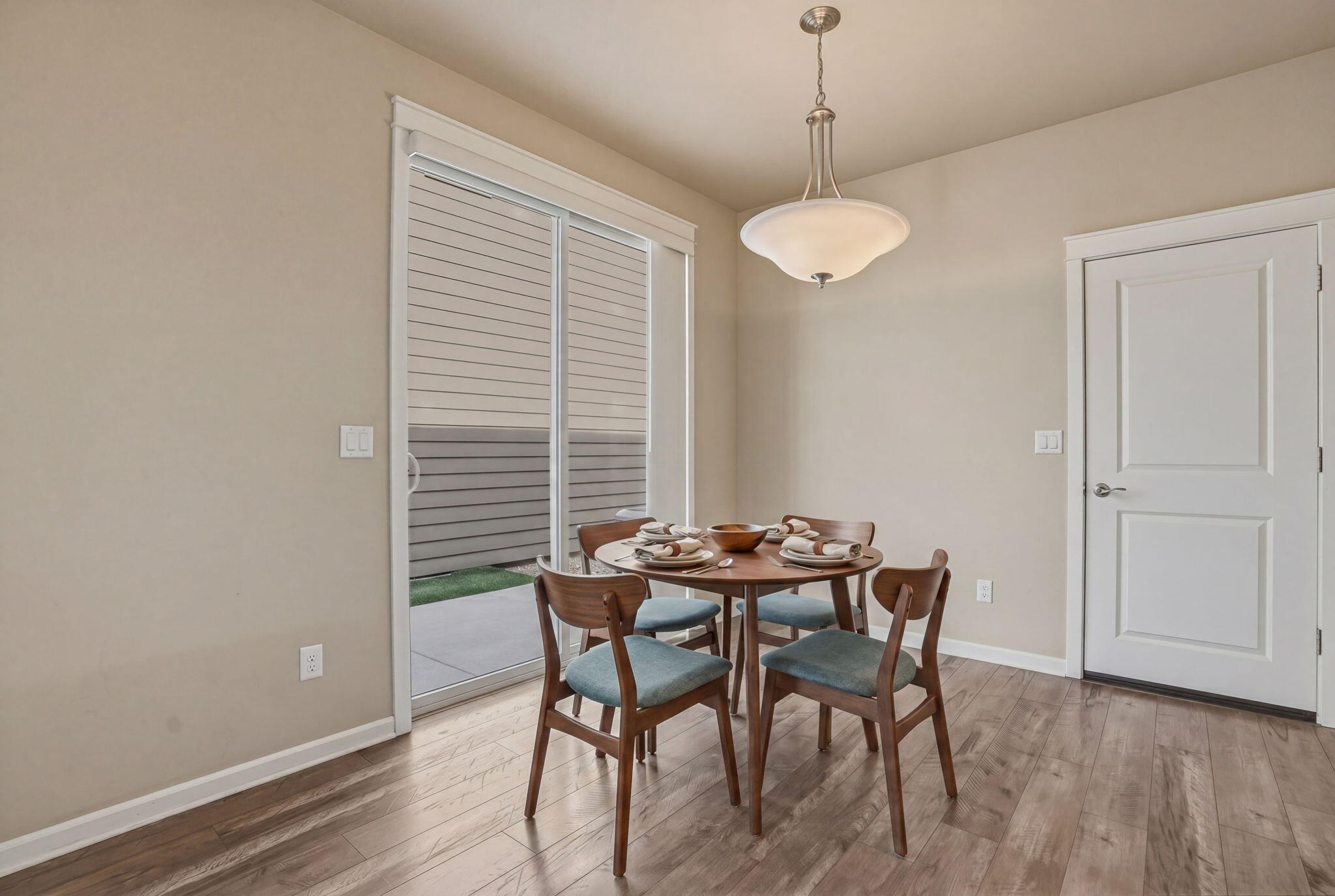 20840 Gateway Drive Bend, OR 97702 - Photo 6 of 40 06