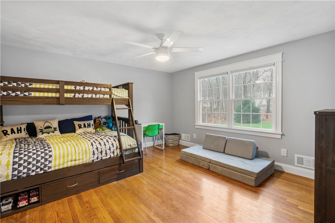 1365 High Hawk Road East Greenwich, RI 02818 - Photo 22 of 39 Gallery Image 22