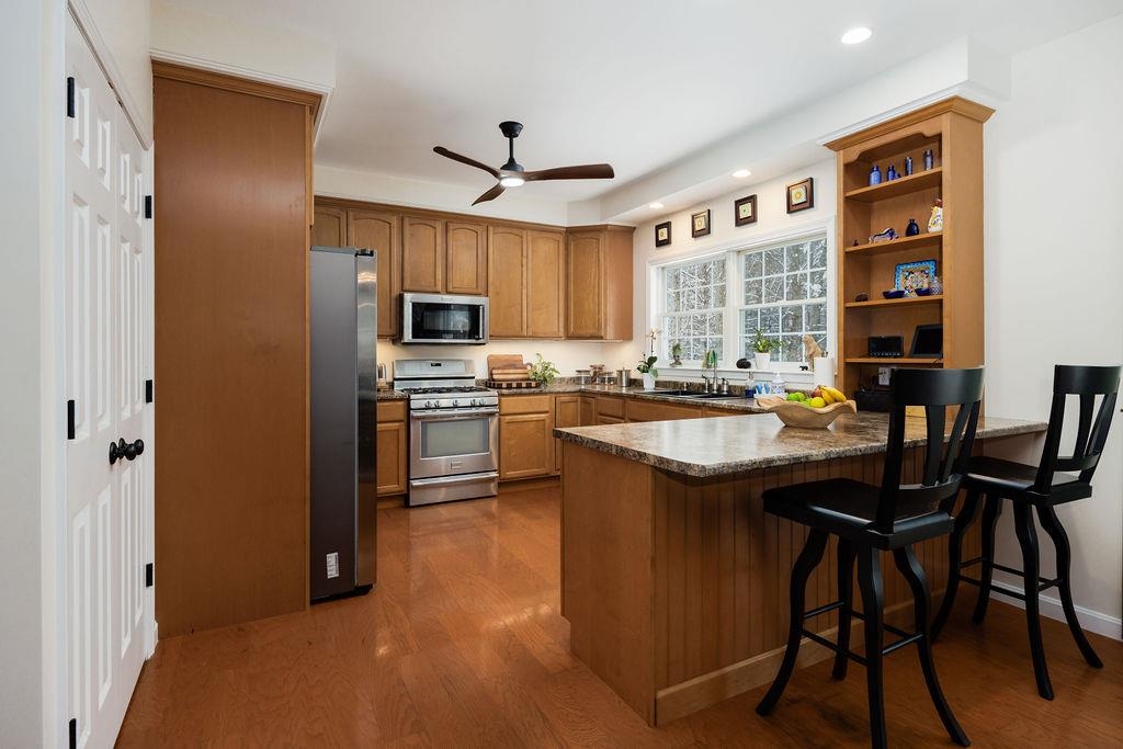 3877 Main Street Springfield, NH 03284 - Photo 4 of 38