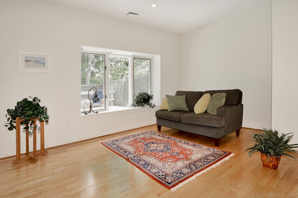 42 Ober Road, Unit F Newton, MA 02459 - Photo 5 of 30