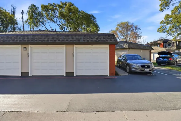$3,000 | 3241 Shadow Park Place, San Jose, CA 95121