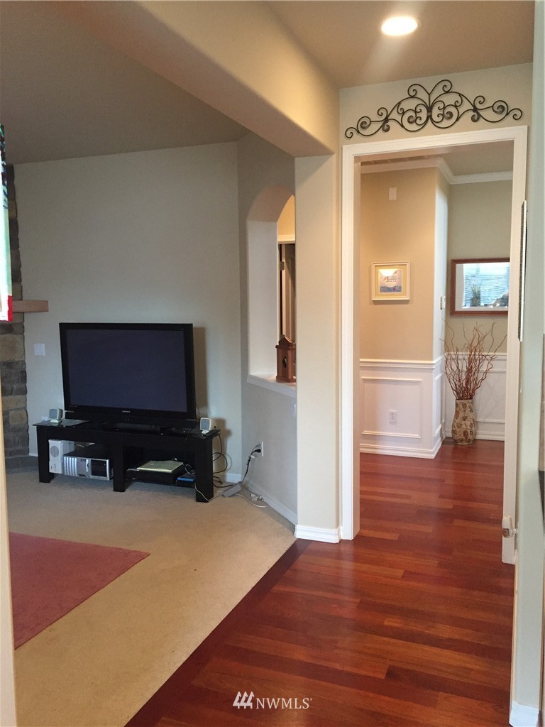 4016 214th Street Southeast Bothell, WA 98021 - Photo 10 of 20