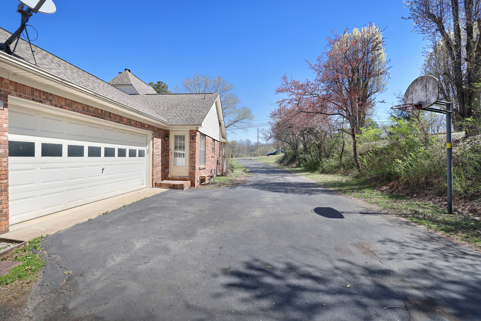 1070 Cliff White Road Columbia, TN 38401 - Photo 35 of 45 Gallery Image 35