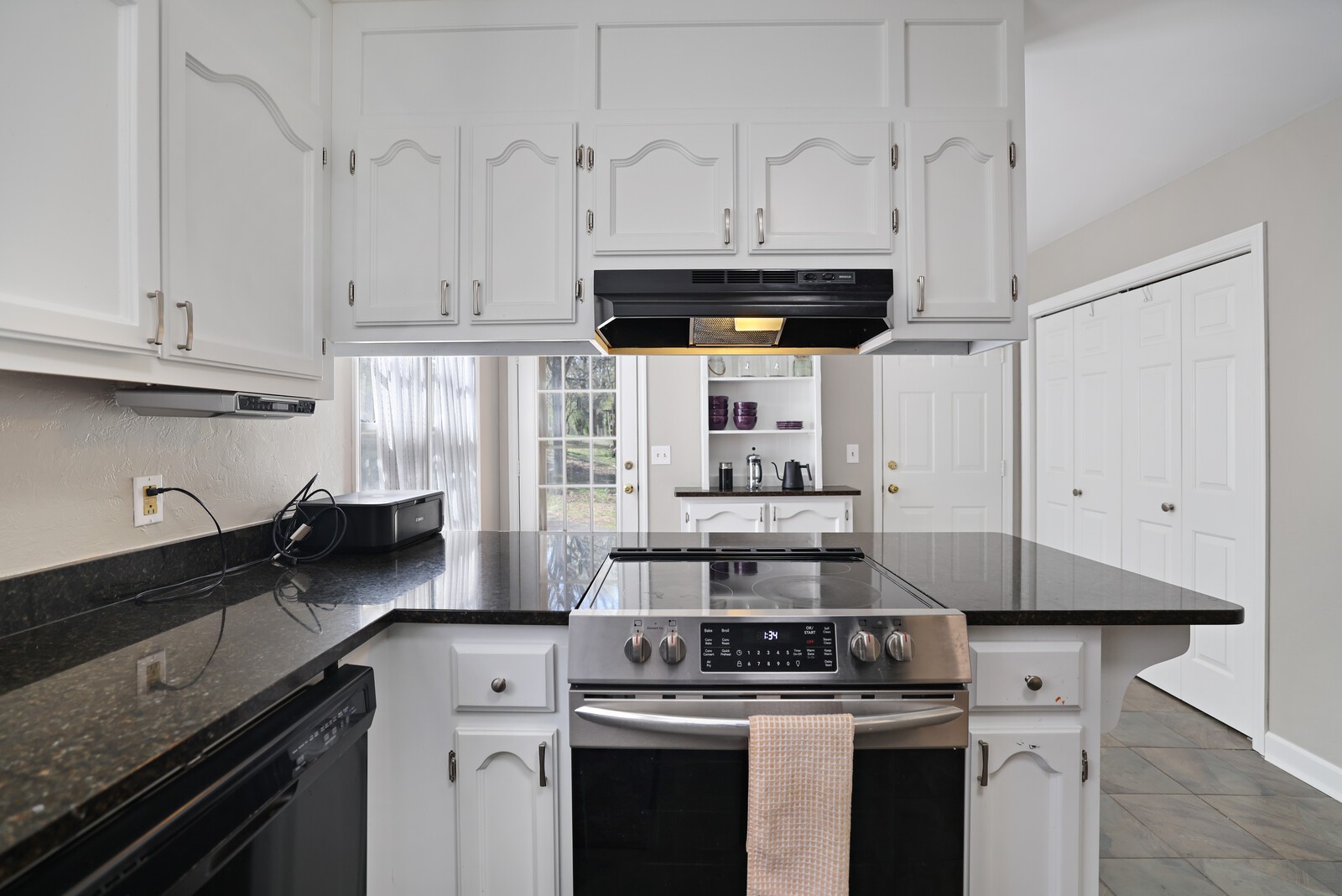 1070 Cliff White Road Columbia, TN 38401 - Photo 9 of 45 Gallery Image 9