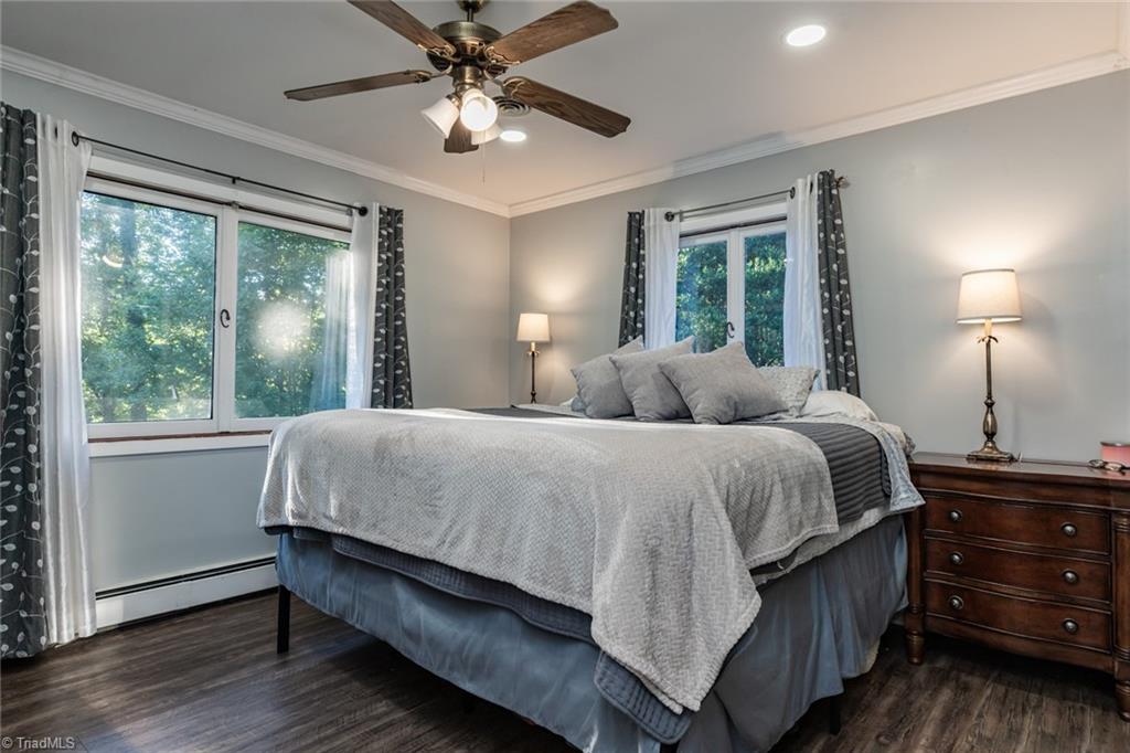 216 Guilford Road Jamestown, NC 27282 - Photo 14 of 42 Gallery Image 14