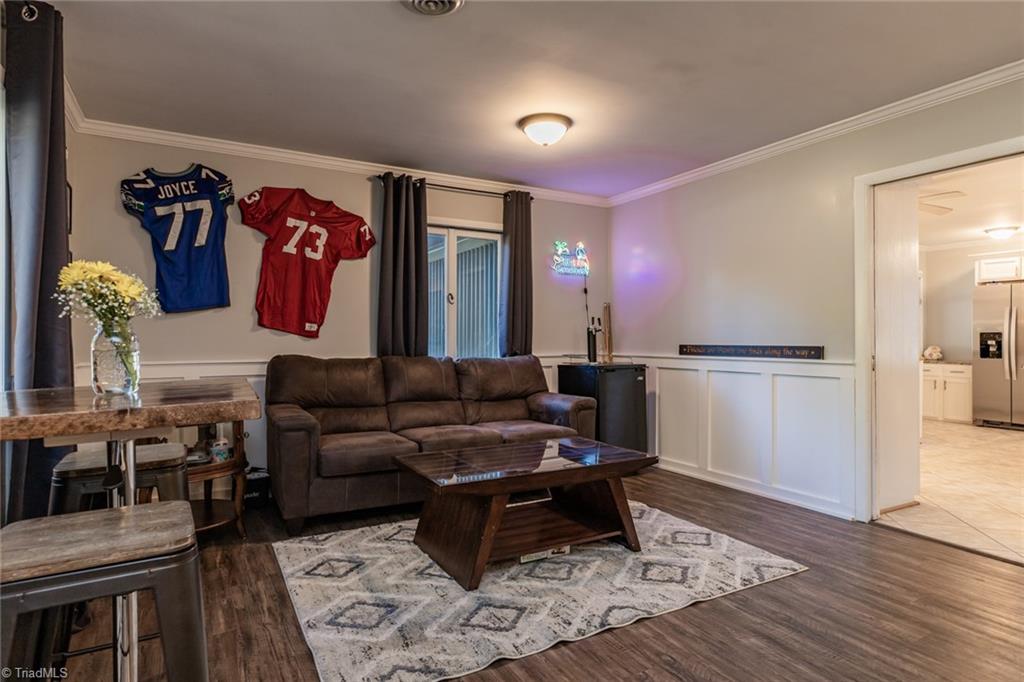 216 Guilford Road Jamestown, NC 27282 - Photo 22 of 42 Gallery Image 22