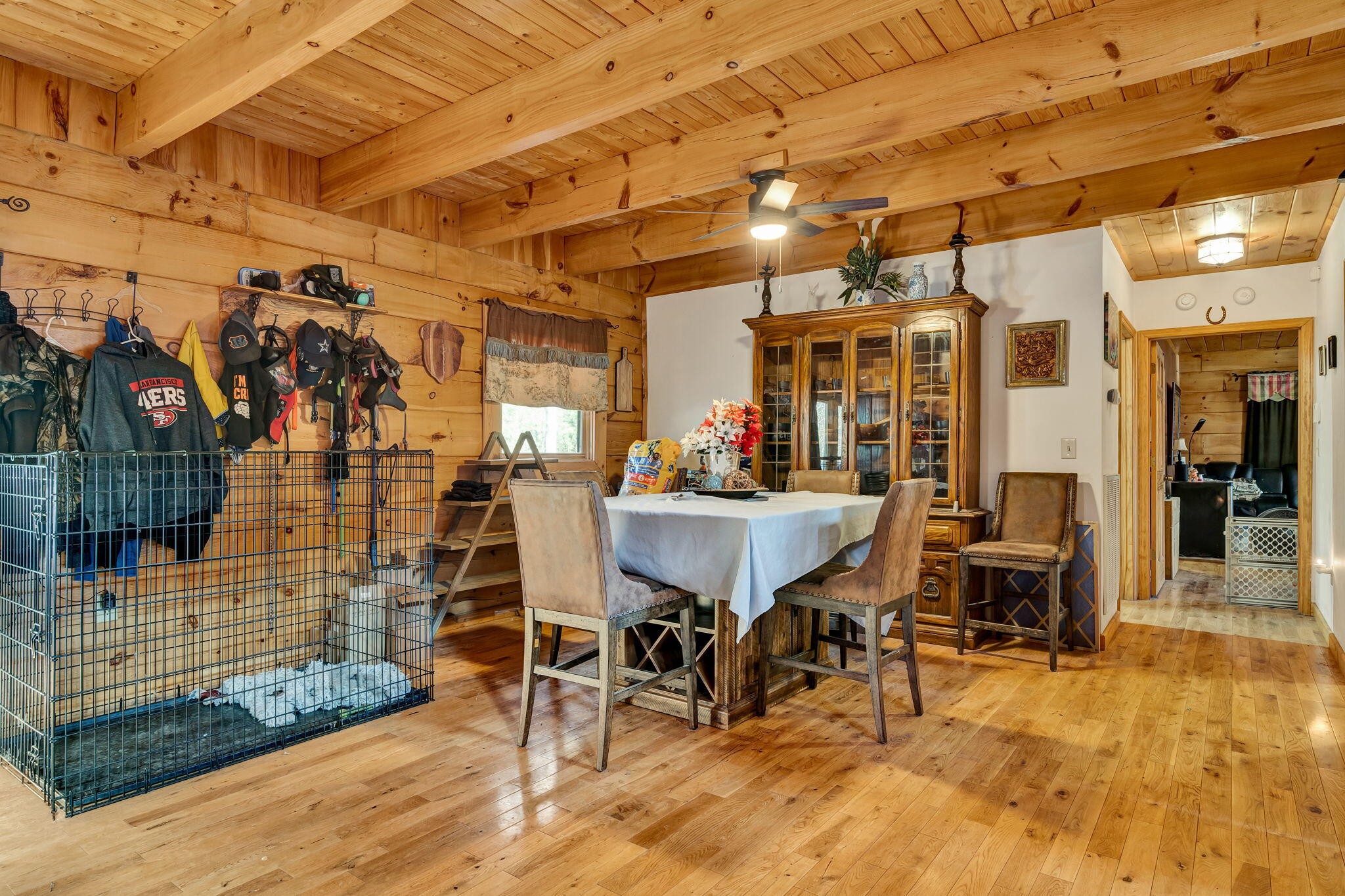 180 McJunkin Road Tellico Plains, TN 37385 - Photo 18 of 60 a view of a patio with table and chairs