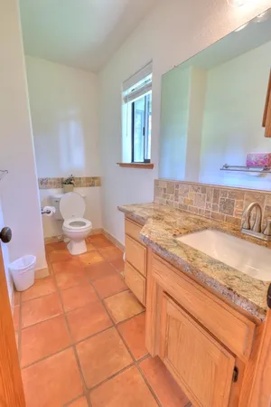$1,050,000 | 11714 Livingston Cressey Road, Livingston, CA 95334