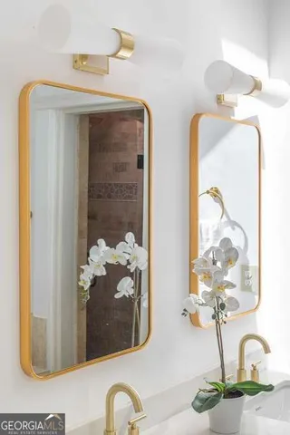 a view of a house with a tree