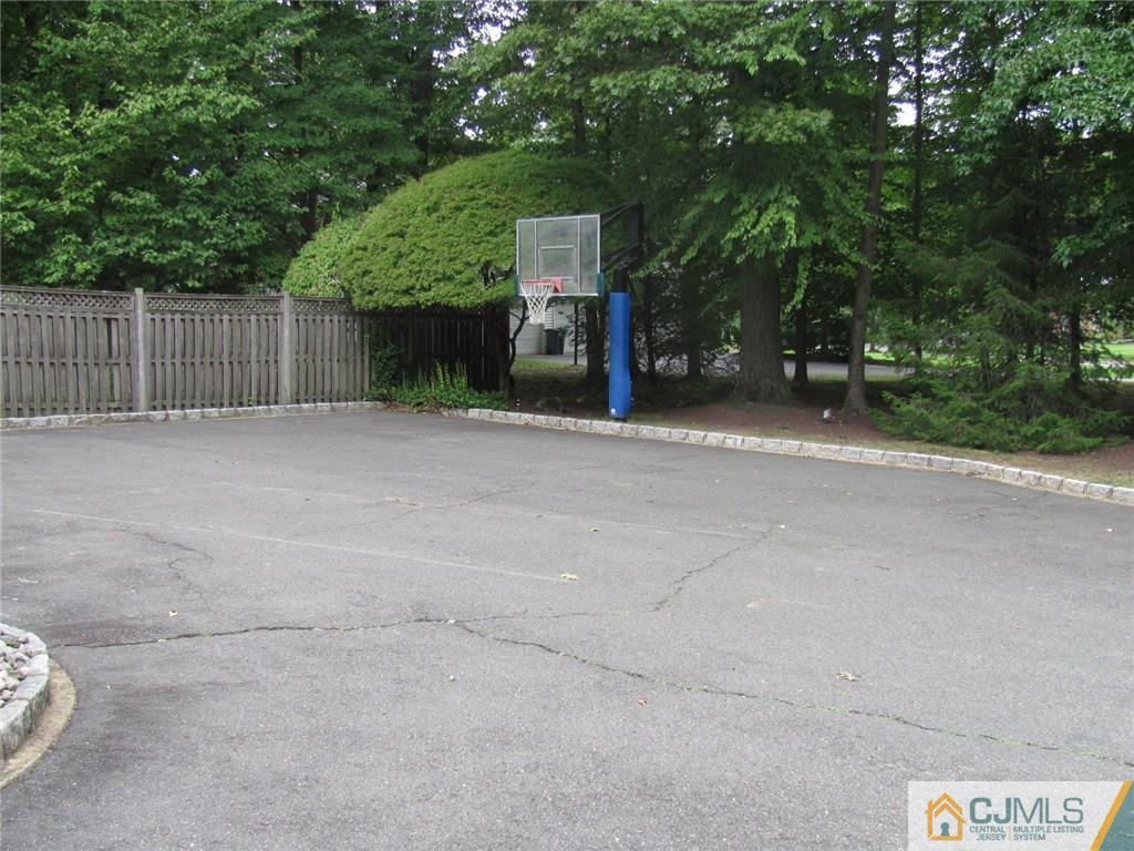 31 Drinking Brook Road Monmouth Junction, NJ 08852 - Photo 18 of 21 Gallery Image 18
