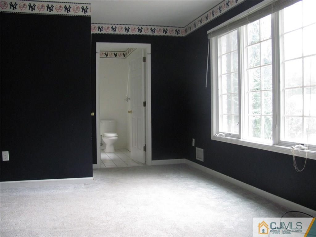 31 Drinking Brook Road Monmouth Junction, NJ 08852 - Photo 7 of 21 Gallery Image 7