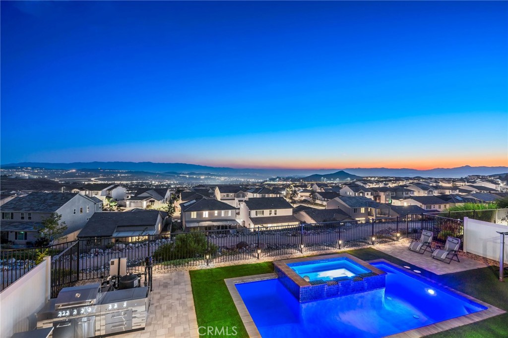 28511 Sparrow Way Saugus, CA 91350 - Photo 2 of 46