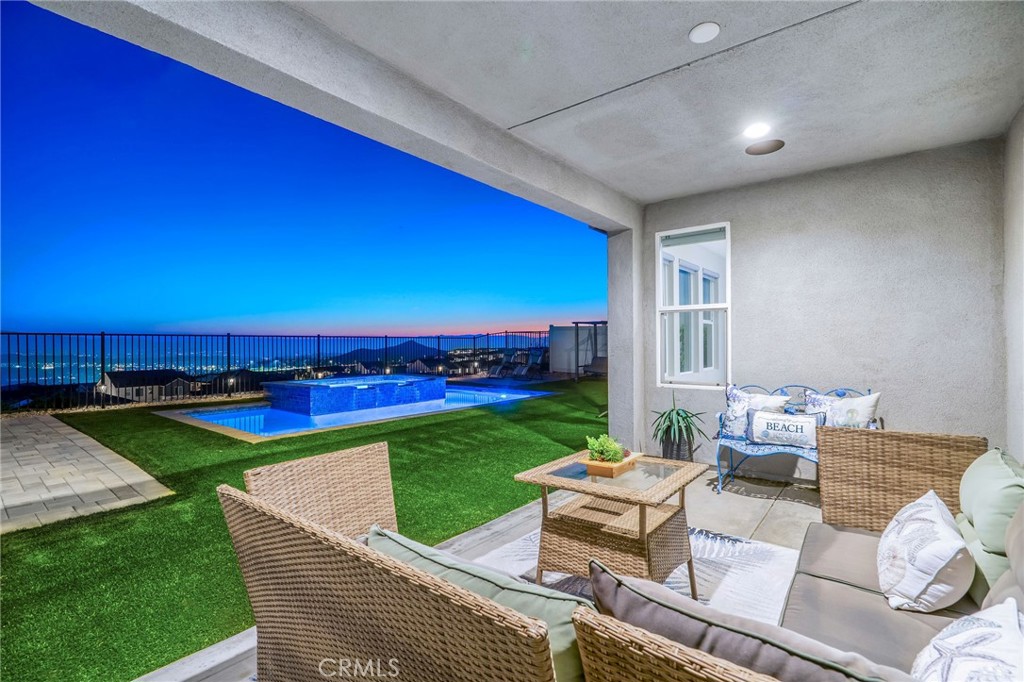 28511 Sparrow Way Saugus, CA 91350 - Photo 3 of 46