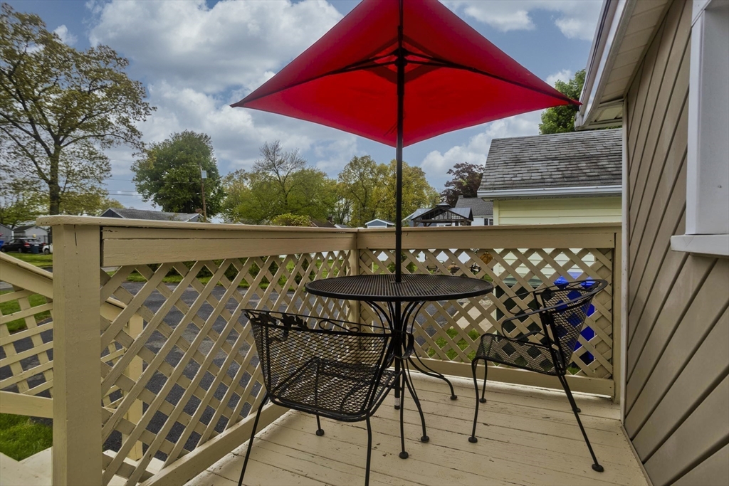 4 Jean Drive Springfield, MA 01104 - Photo 7 of 33
