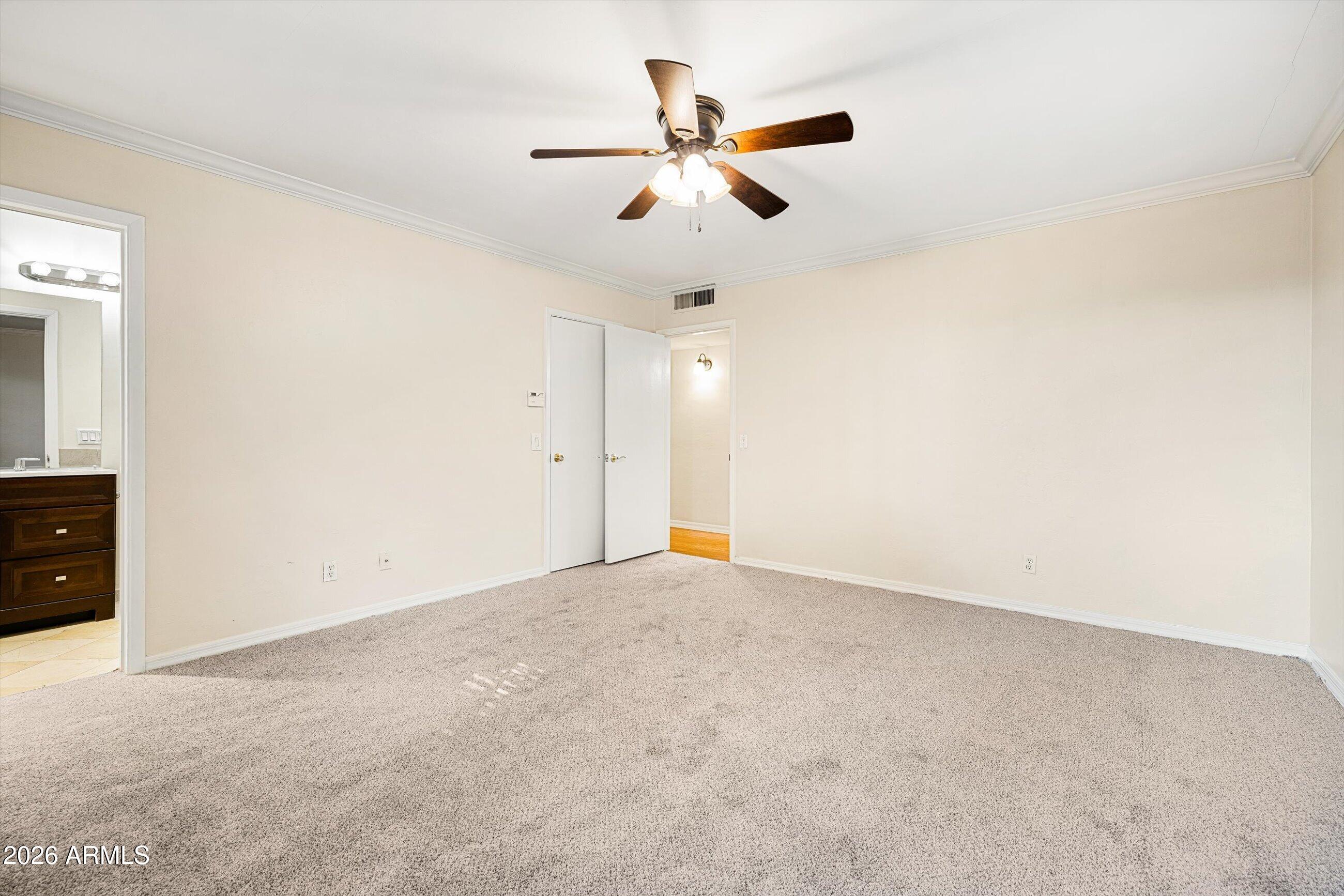 3421 East Camelback Road Phoenix, AZ 85018 - Photo 16 of 22 Primary Suite