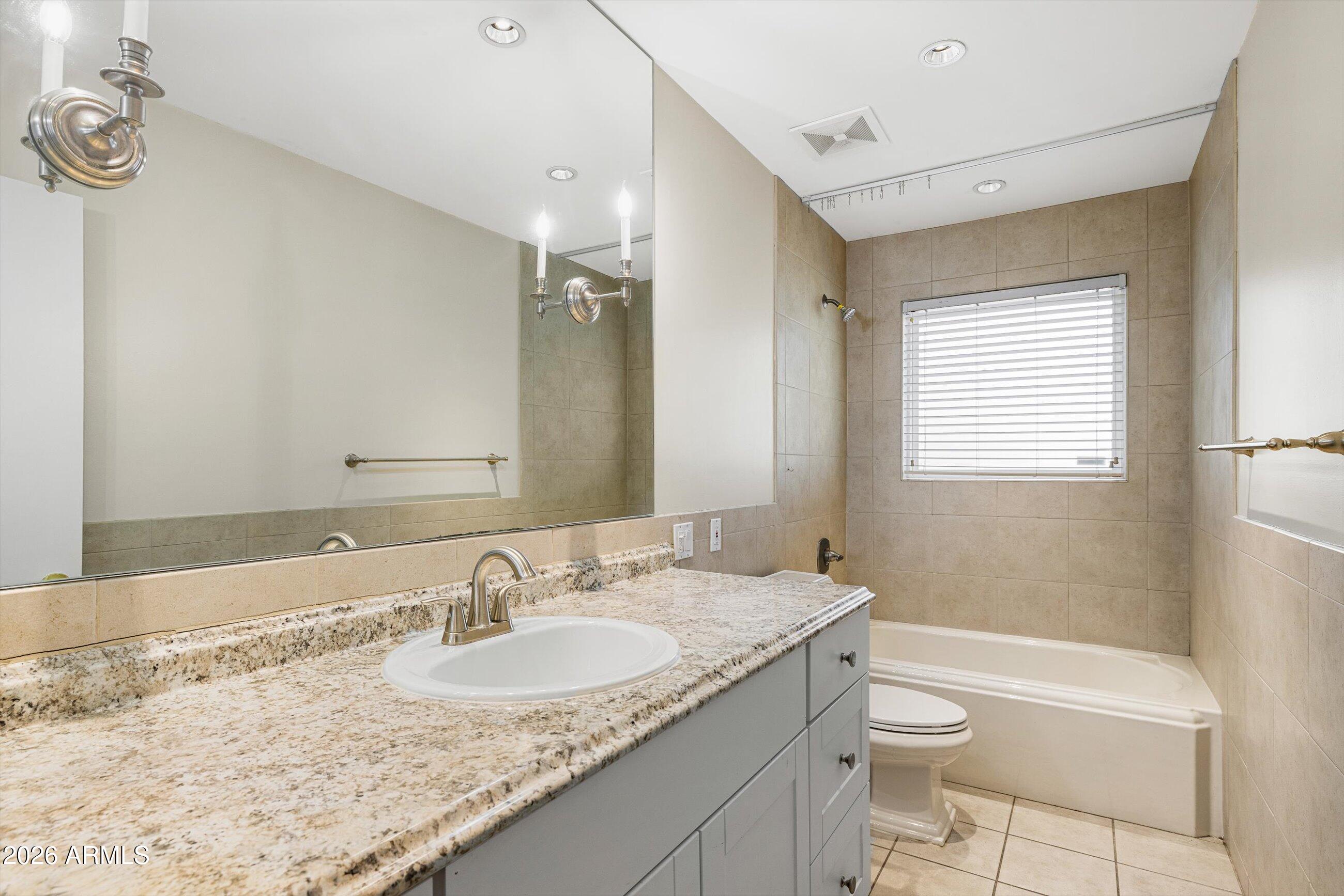 3421 East Camelback Road Phoenix, AZ 85018 - Photo 20 of 22 Guest Bathroom