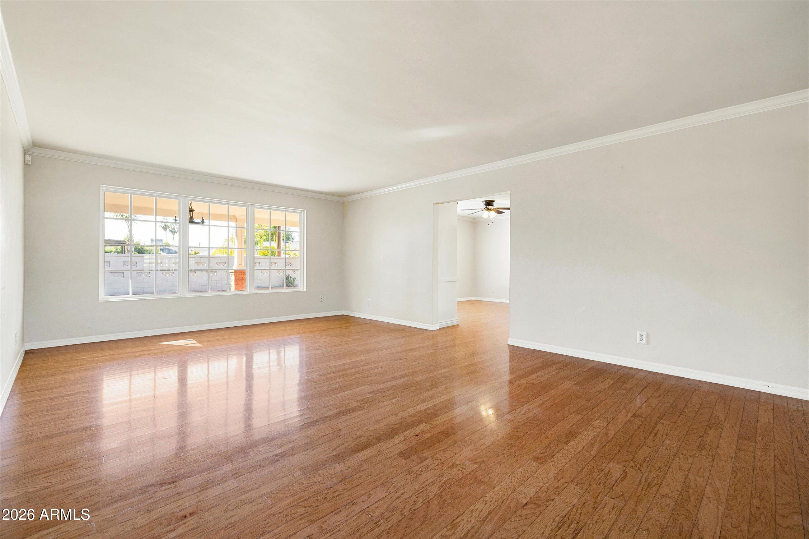 3421 East Camelback Road Phoenix, AZ 85018 - Photo 8 of 22 Great Room with Tons of Natural Light