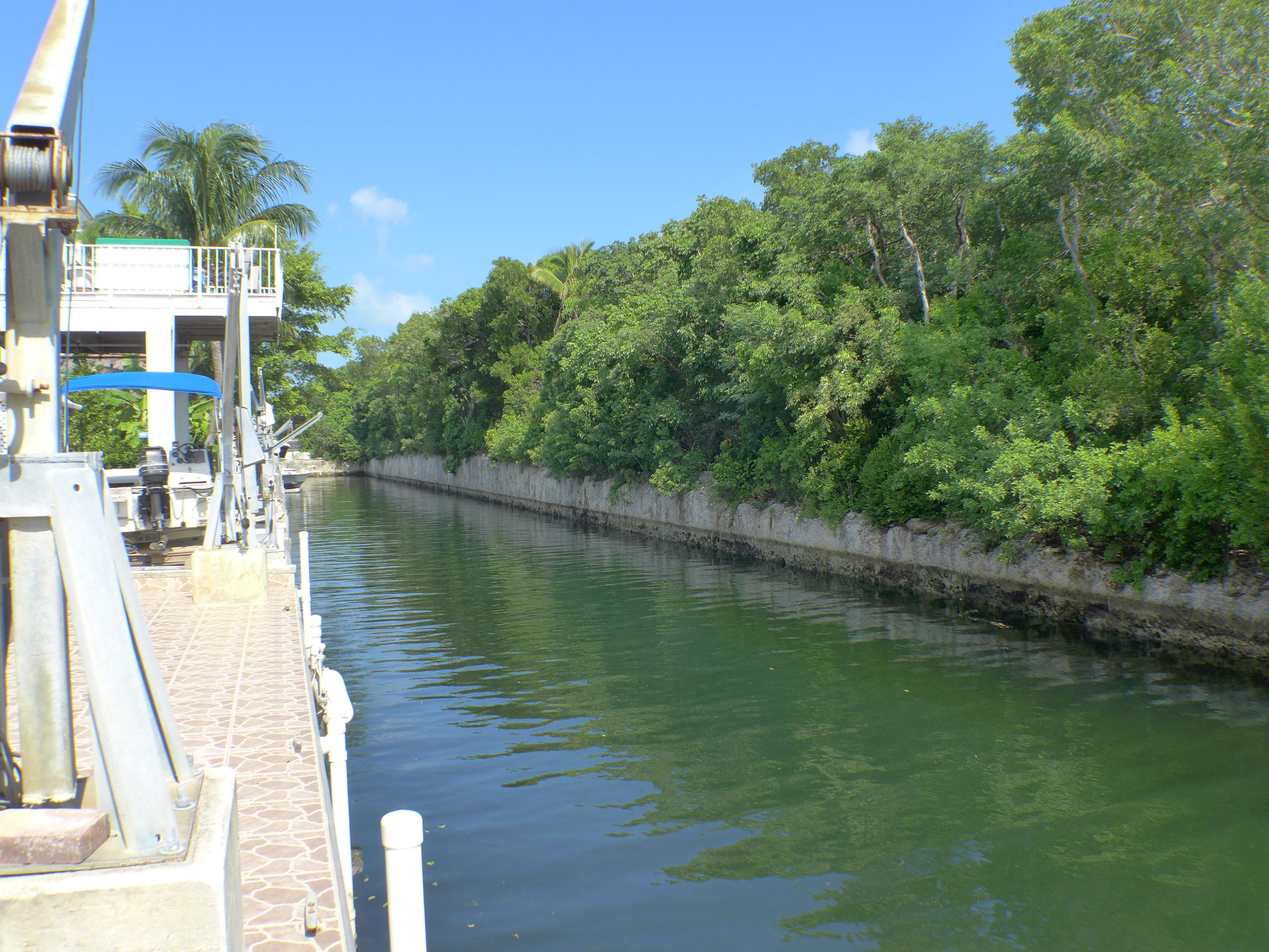 1209 Mockingbird Road Key Largo, FL 33037 - Photo 19 of 25 Canal