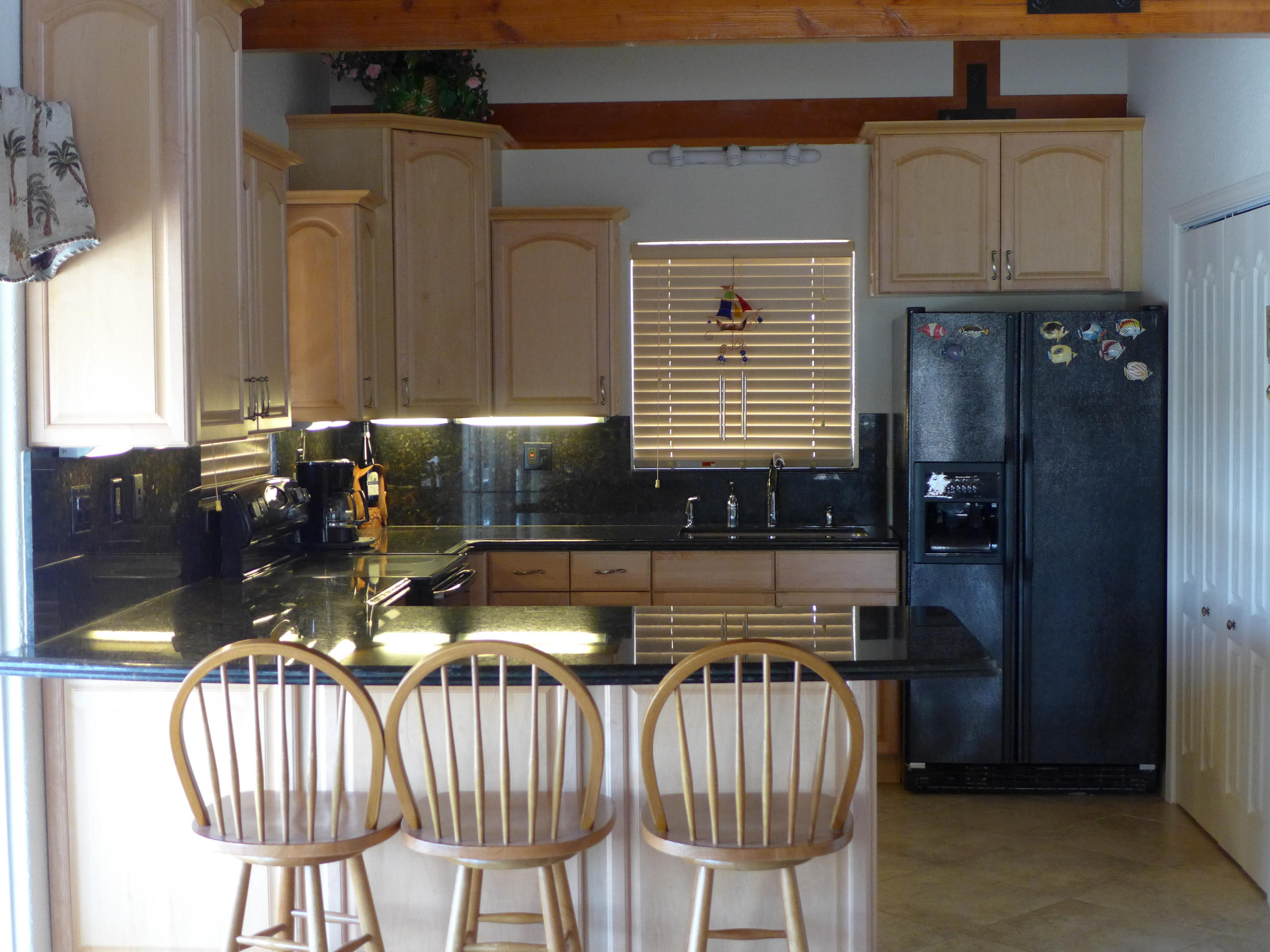 1209 Mockingbird Road Key Largo, FL 33037 - Photo 9 of 25 Kitchen