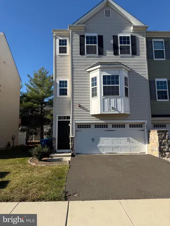 $3,100 | 107 Mercer Court, Fairless Hills, PA 19030